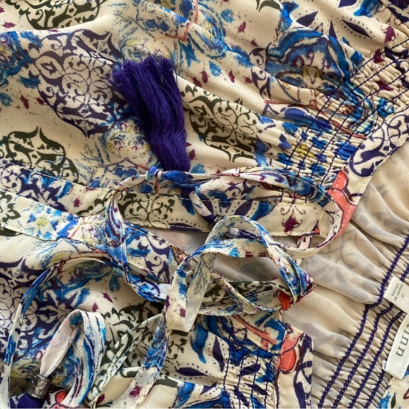 daniel rainn Bohemian Print Blouse w/tassels - Picture 6 of 6